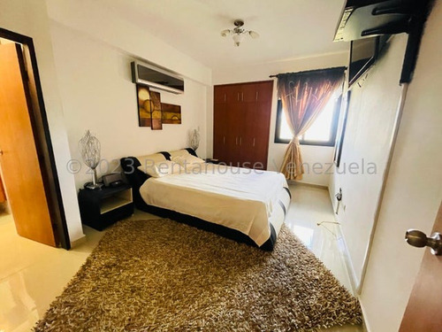 Imagen 26 de 30 de María Reyes Vende Espectacular Apartamento En El Codiciado Triangulo Del Este De Barquisimeto Amoblado Y De Lujo