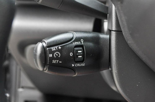 Citroën C4 Cactus FELL 1.6 AT