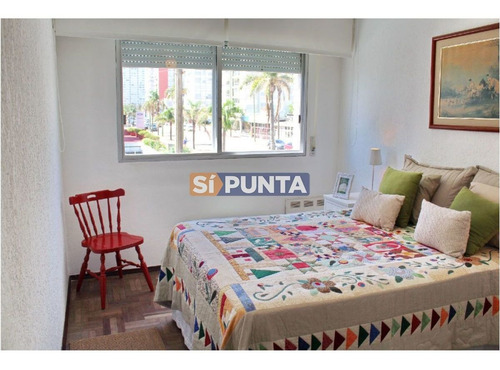 Imagen 18 de 28 de - Apartamento Para La Venta En Península- Punta Del Este Con Muy Linda Vista Al Puerto...