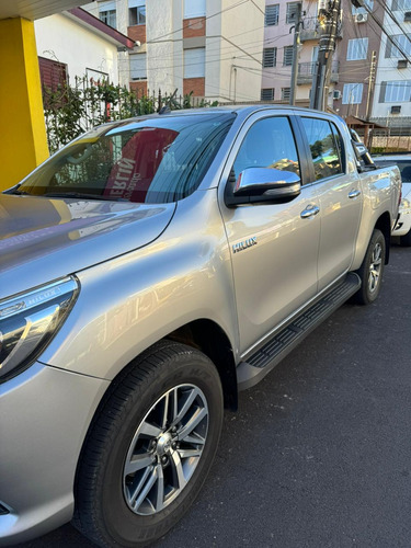 Toyota Hilux 2.8 Tdi Srx Cab. Dupla 4x4 Aut. 4p