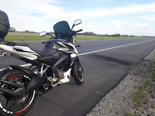 Bajaj Rouser Ns 200