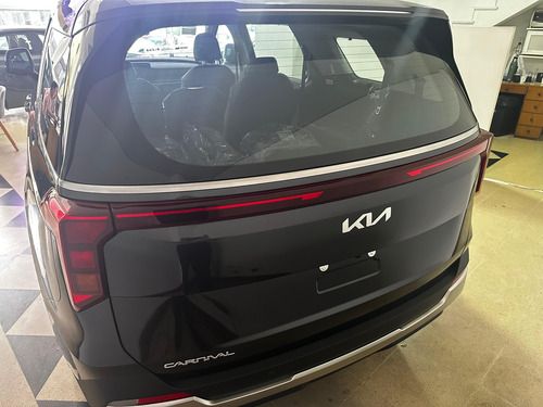 Kia Carnival 2.2 Crdi Sx At