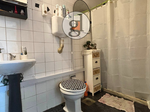 Apartamento En Venta, 2 Dormitorios, Con Jardín En Área Común, San José De Mayo