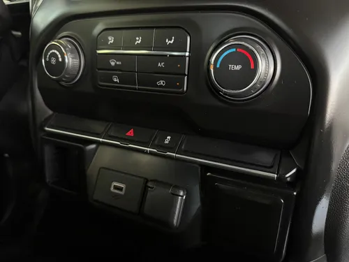 Chevrolet Silverado 4.3 V6 2500 Wt Doble Cabina 4x4 At