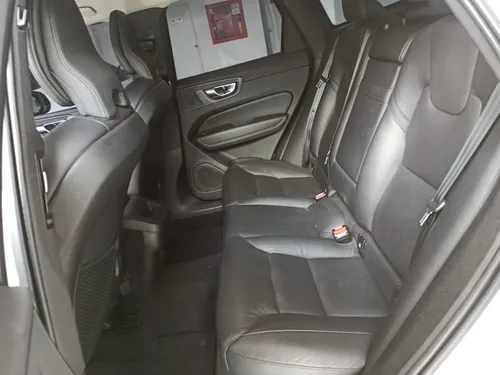 Volvo XC60 2.0 T5 Awd Momentum
