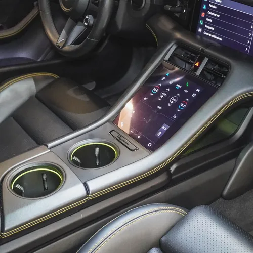 Porsche Taycan Turbo 2020