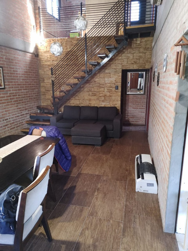 Casa Semi Nueva, La Reja, Moreno. Salida A Acceso Oeste En 2 Minutos