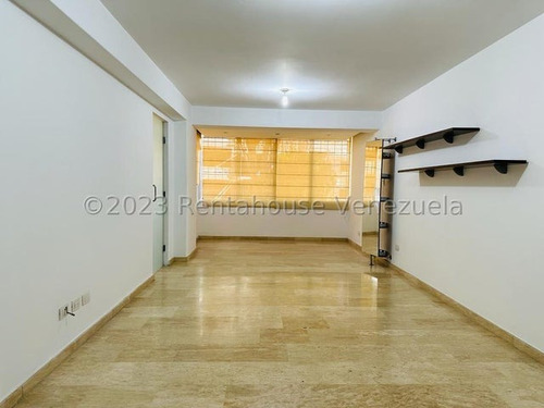 Carla Gonzalez Apartamento En Venta En Los Naranjos De Las Mercedes Mls #23-2012   Gt