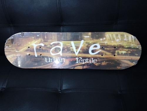 Patineta Rave Urban Reptile De Madera 70cm X 20cm. Nuevas