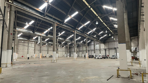 Deposito 4850m2 - Alquiler - Nueva Pompeya