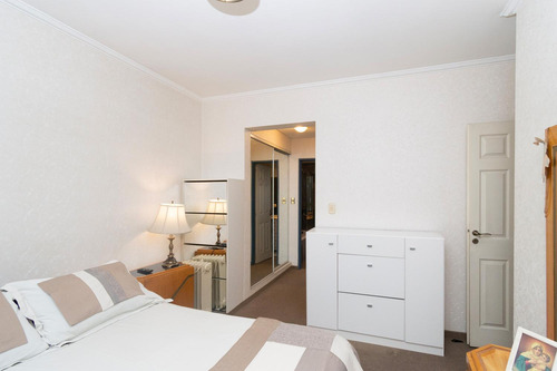 Increible Duplex 6 Ambientes Con Balcon Terraza Y Quincho Propio Con 2 Cocheras.