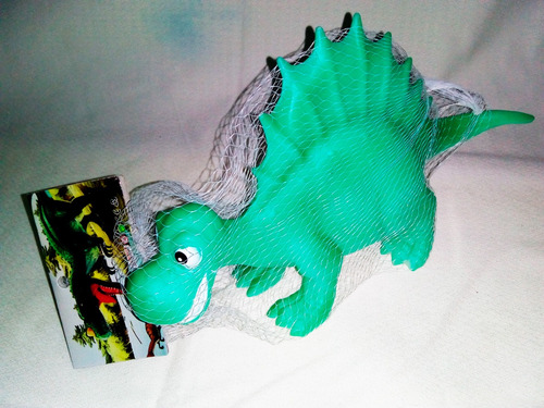 Figura De Dinosaurio Espinosaurio Bebe Con Chirrido (Usado)
