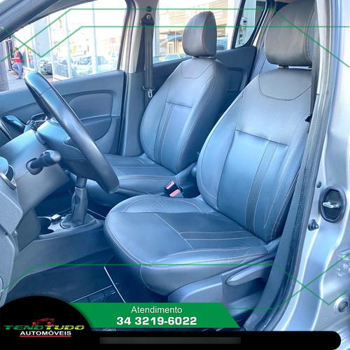 Renault Sandero 1.6 16V SCE FLEX STEPWAY DYNAMIQUE MANUAL
