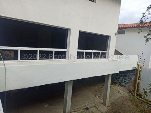 Imagen 2 de 15 de Casa En Venta El Marques 22-28733 Wolfgang Liaz 0414-132-24-22 0412-582-01-12