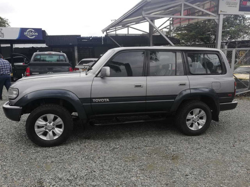 Toyota Land Cruiser Fj 80l Burbuja