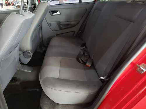 Imagem 7 de 8 de Volkswagen Fox 1.0 Mi 8v Flex 4p Manual