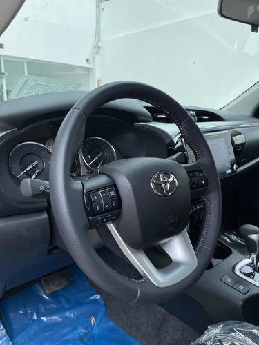 Imagen 11 de 14 de Toyota Hilux 2022 2.4 Cd 150cv 4x2 Sepautos