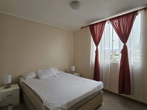 Departamento En Venta De 3 Dorm. En La Serena
