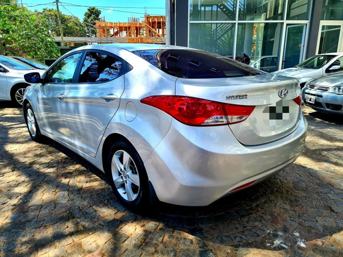 Hyundai Elantra 1.8 Gls At. 2013 68.000km Tomo Usado Fcio.