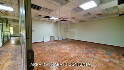 Oficina En Venta En Providencia, 25 Privados-7 Baños-10 Est.