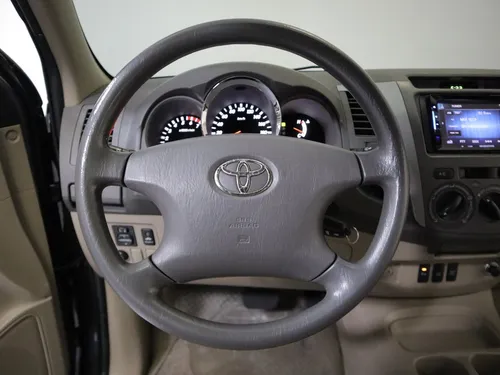 Toyota Fortuner 2.7 At 7psj 4x2