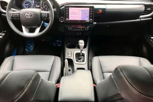 Toyota Hilux 4x2 Dc Srx 2.8tdi 6at 204cv Mod.2021 Disponible