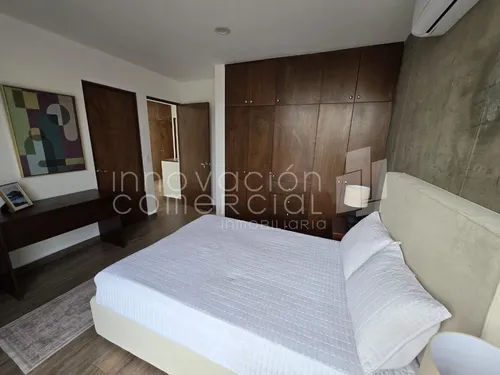 Casa En Renta En Altozano, Con 4 Recámaras, 4 Baños Y Fire Pit