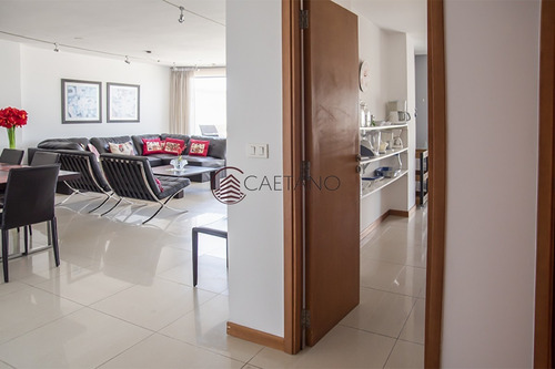 Hermoso Penthouse Con Vista Al Mar.- Ref: 2540