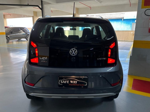 Imagem 5 de 12 de Volkswagen Up! 1.0 Xtreme 170 Tsi 5p