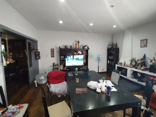 Casa De 4 Ambientes Con Patio, Cochera Y Terraza