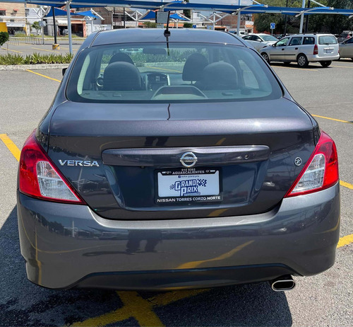 Imagen 4 de 15 de Nissan Versa 2017 1.6 Advance At