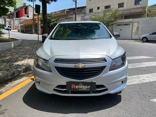 Imagem 3 de 9 de Chevrolet Onix 2018 Completo Único Dono