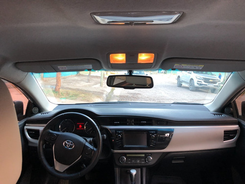 Imagen 15 de 21 de Toyota Corolla Xei Cvt Pack