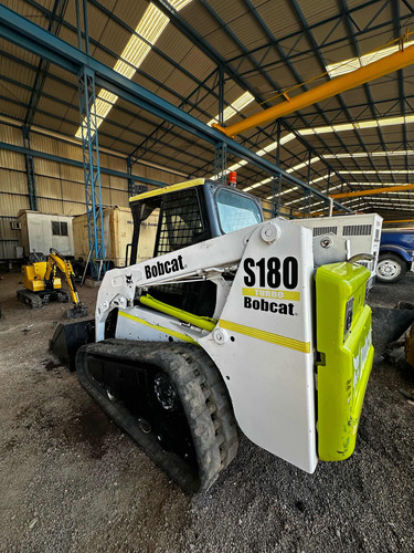 Minicargador Bobcat