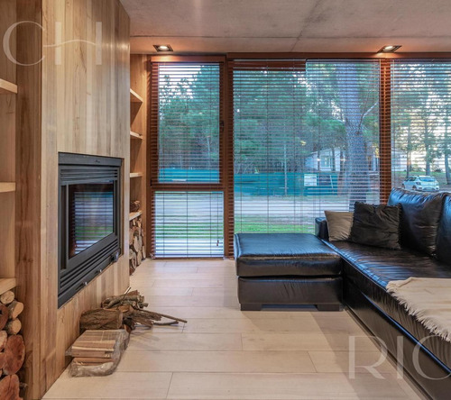 Casa En Venta Costa Esmeralda Con Pileta