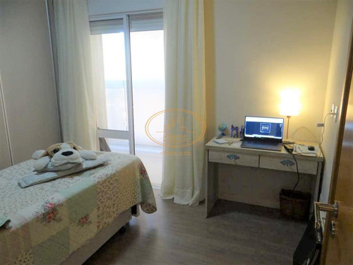 Apartamento Com 3 Dormitório(s) Localizado(a) No Bairro Embaré Em Santos / Santos - 6691