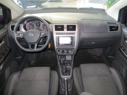 Imagem 9 de 14 de Fox 1.6 Connect Mod 2022 9.000km Top De Linha Garant 7/2024