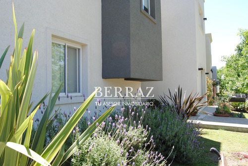 Imagen 5 de 30 de Casa En Venta En Santa Guadalupe, Pilar Del Este, G.b.a. Zona Norte