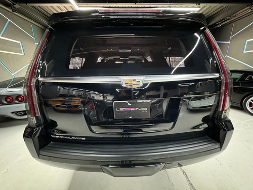 Cadillac Escalade ESV 6.2 Platinum At