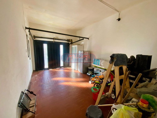Casa En Venta En Liniers