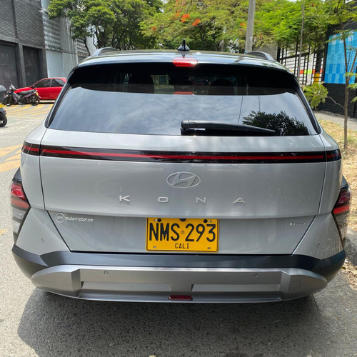 Kona Hibrida Premium At - 2024