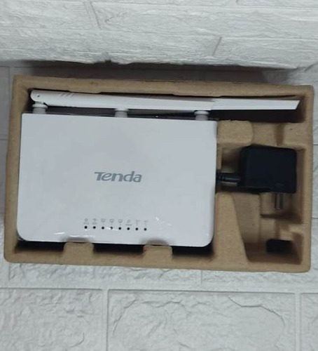 Router Tenda F3 N300 Blanco 110v/220v