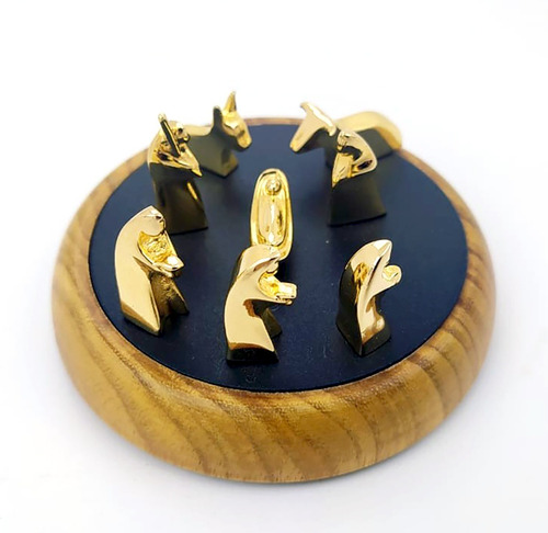 ¡ Pesebre De Lujo Gold Joya Navidad 8 Figuras Baño En Oro !!
