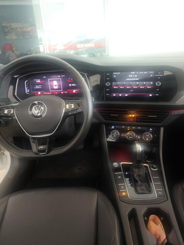 Volkswagen Jetta 1.4 R-line 250 Tsi Flex Aut. 4p