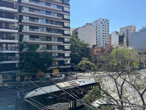 Venta Depto. 4 Amb C/dependencia. Belgrano.84 M2.