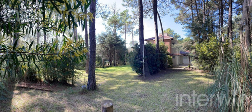 Casa - 5 Ambientes - 3 Cocheras - Pinamar - Venta