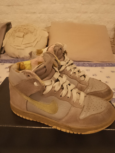 Botitas Nike Originales. Mujer. (Usado)