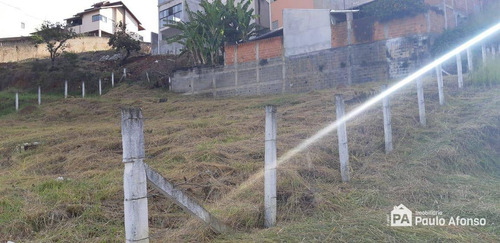 Imagem 3 de 4 de Terreno No Bairro Jardim Centenário- Poços De Caldas Mg. - Te0558