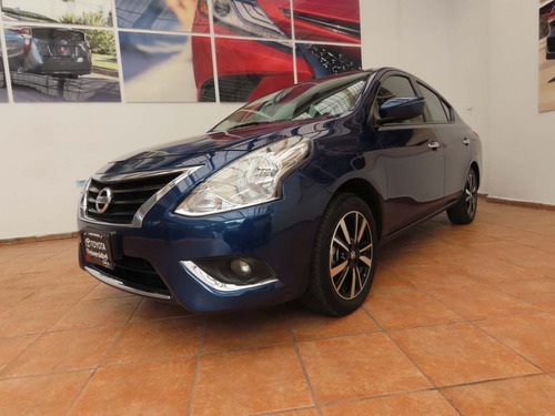 Imagen 1 de 9 de Nissan Versa Exclusive Navi At 2019 Azul Cobalto