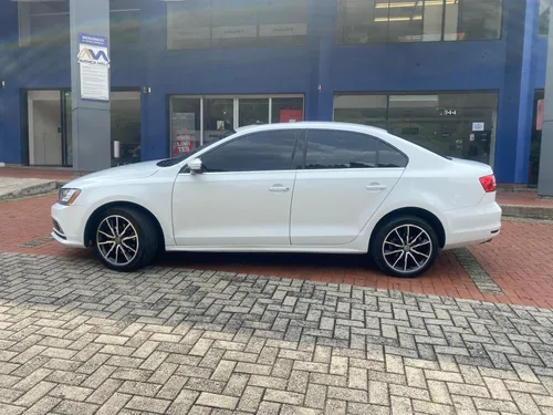 Volkswagen Jetta Vi 2.5 Highline